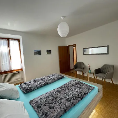 Gaggiole, 2 * Gordola